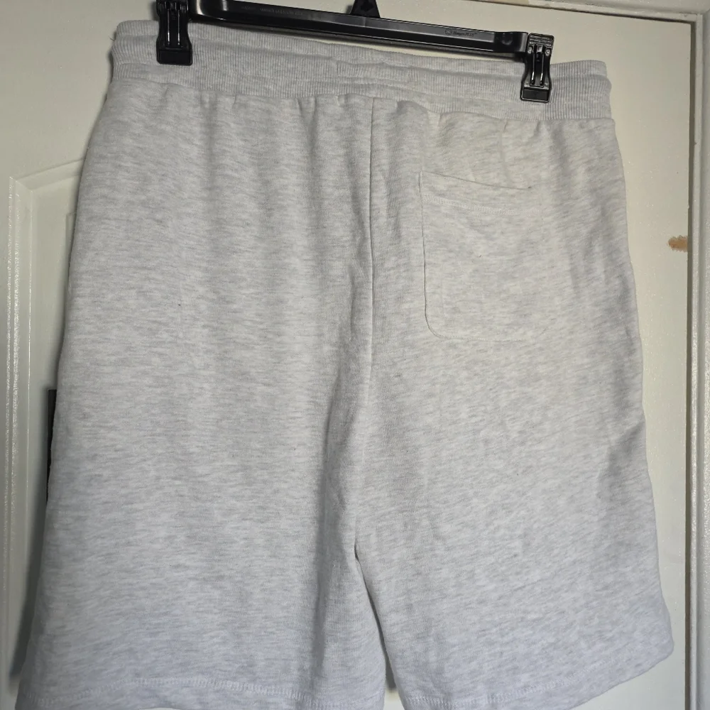 Men's Kenneth Cole Shorts L The Echo Jogger Organic